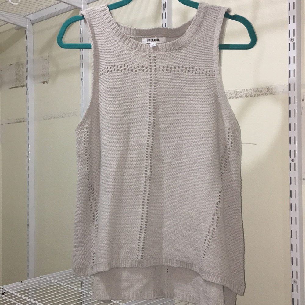 BB Dakota High-Low Oatmeal Sleeveless Knit  Top